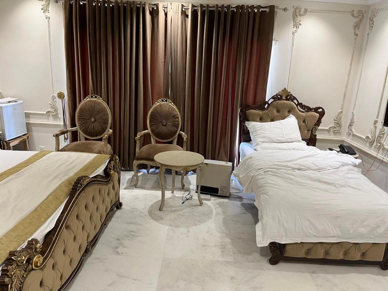 Arish Luxury Suites スカルドゥ エクステリア 写真