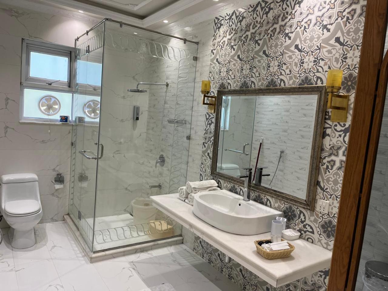 Arish Luxury Suites スカルドゥ エクステリア 写真